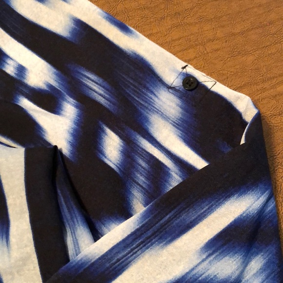 Calvin Klein Lightweight Abstract Blue Top Shirt M - Picture 6 of 12